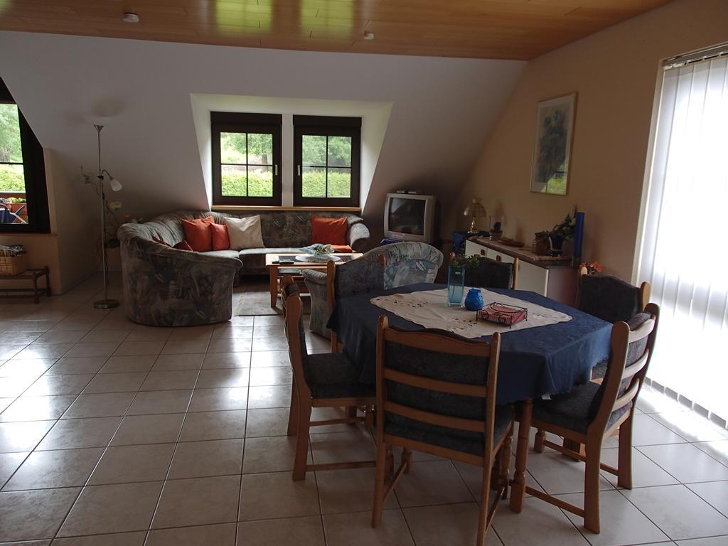 Ferienwohnung Meisenthal Naehe Nuerburgring Kelberg Kamer foto